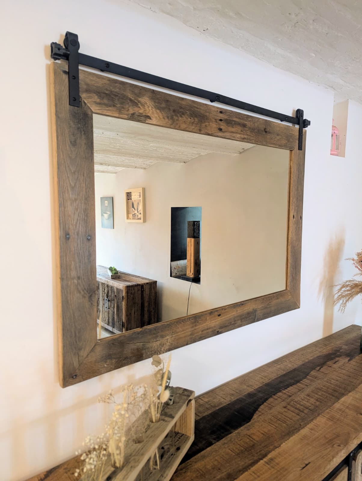 Miroir “Gaspard” – bois ancien et rail noir