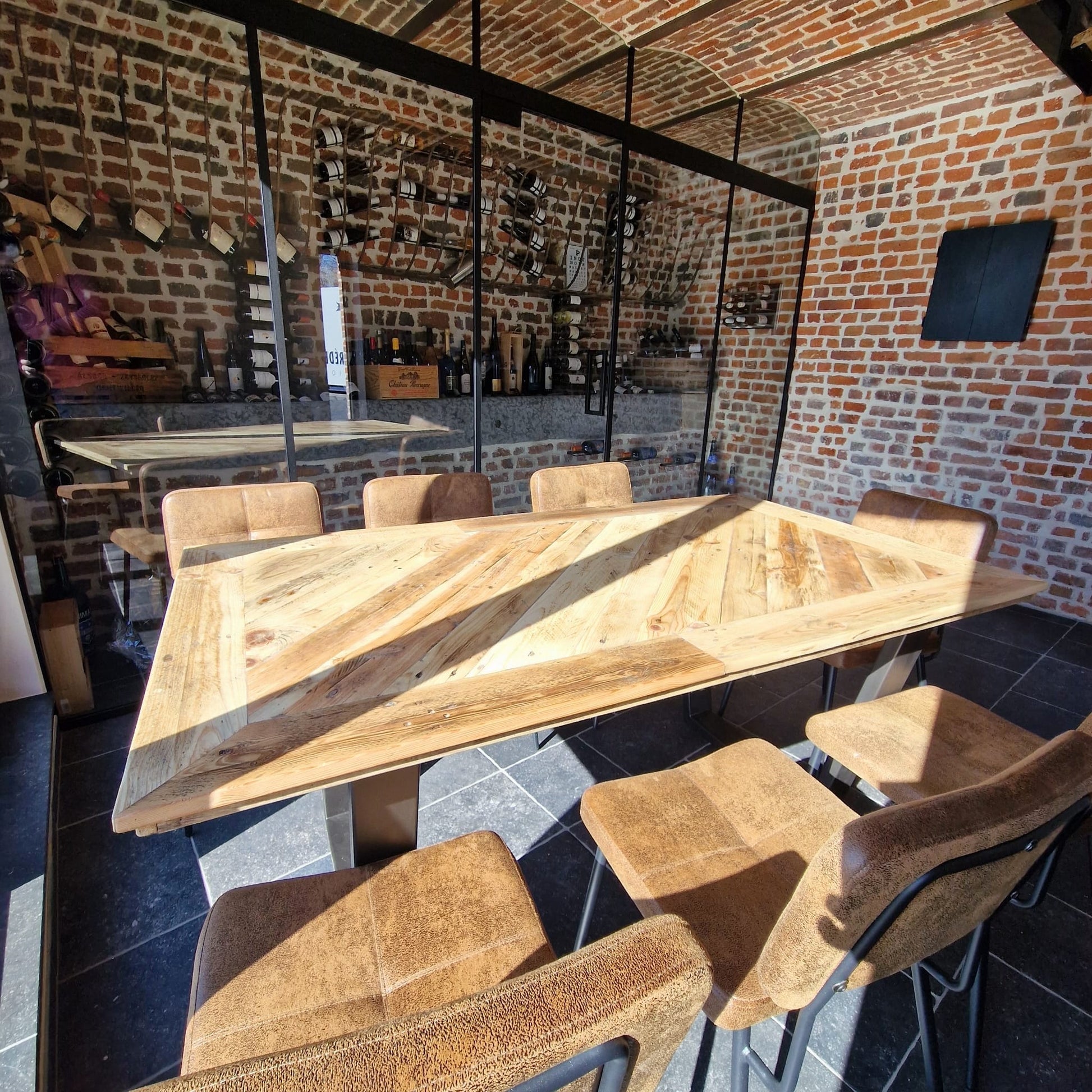 La table de salle à manger Anne-Sophie